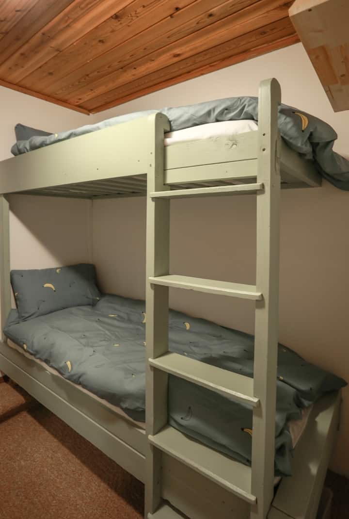 საძინებელი 3