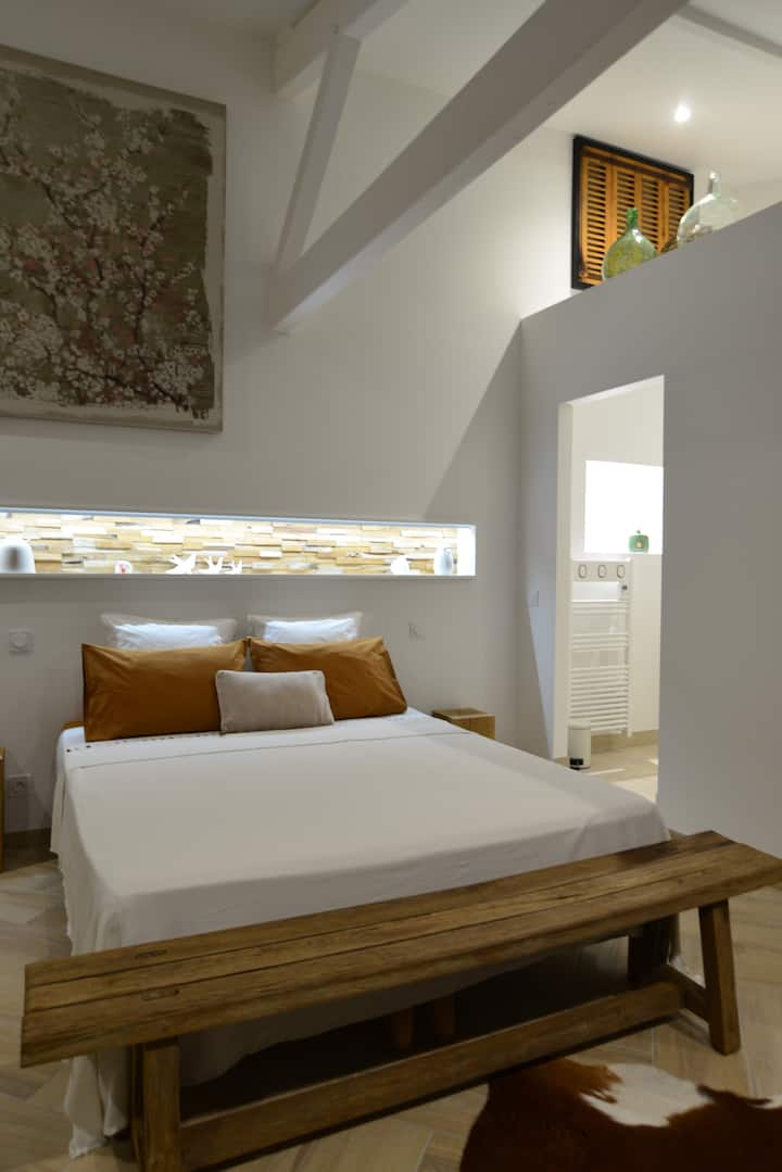 Agréable Chambre D'hôte Avec Piscine - Najac