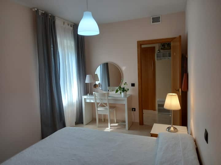 ห้องนอนใหญ่ 