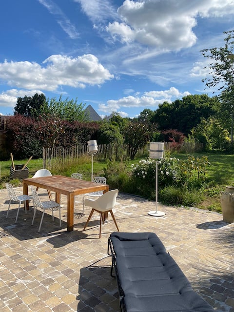 JOLI-BOIS House + Annex 8+3