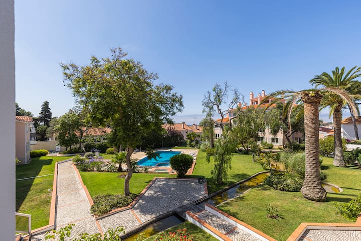 Luxurious Two Bedroom Colina Park