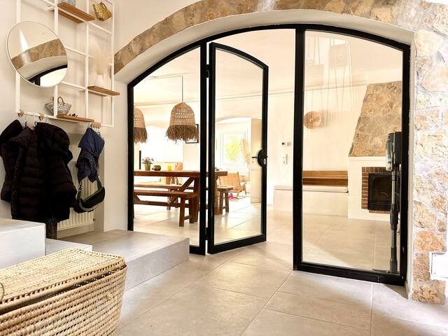 Modern and Charming Pool Finca near Palma gallery image 4