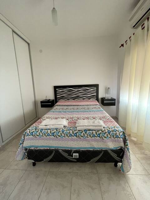 A beautiful apartment in the center with a garage