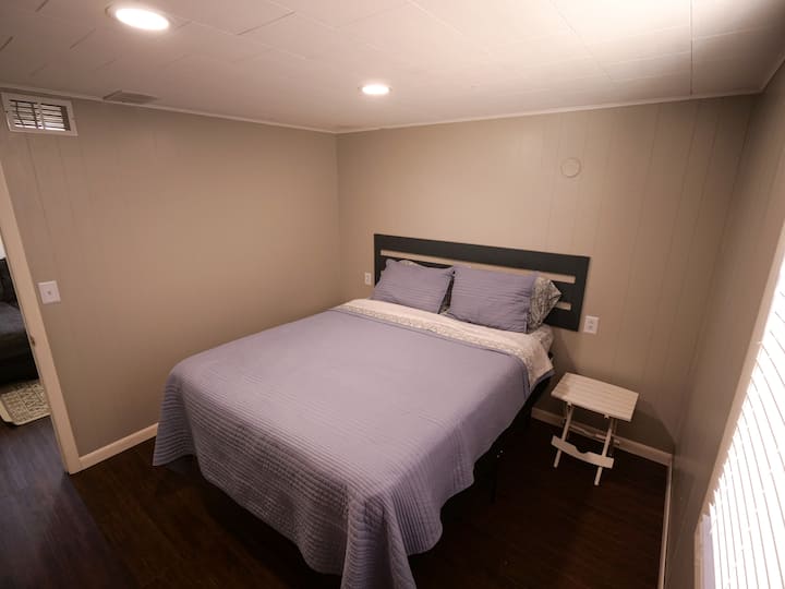 غرفة النوم 1