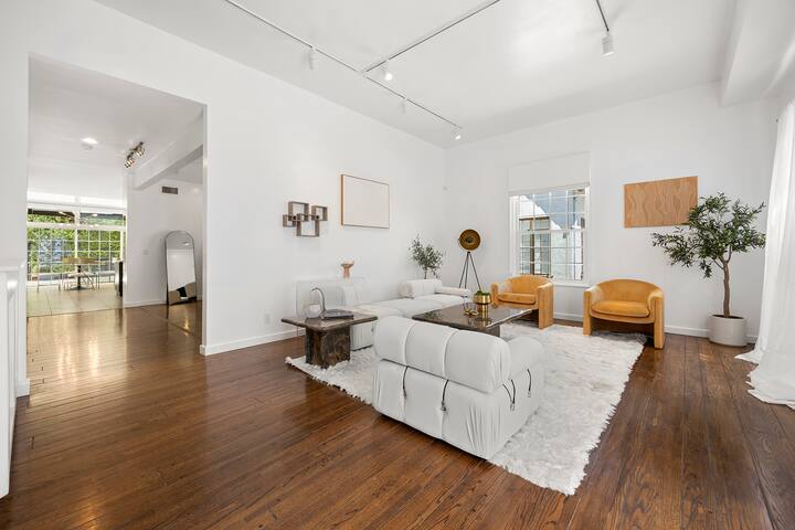 Château Fleurie gallery image 3