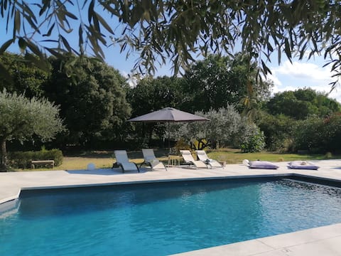 Beautiful villa with a quiet pool.