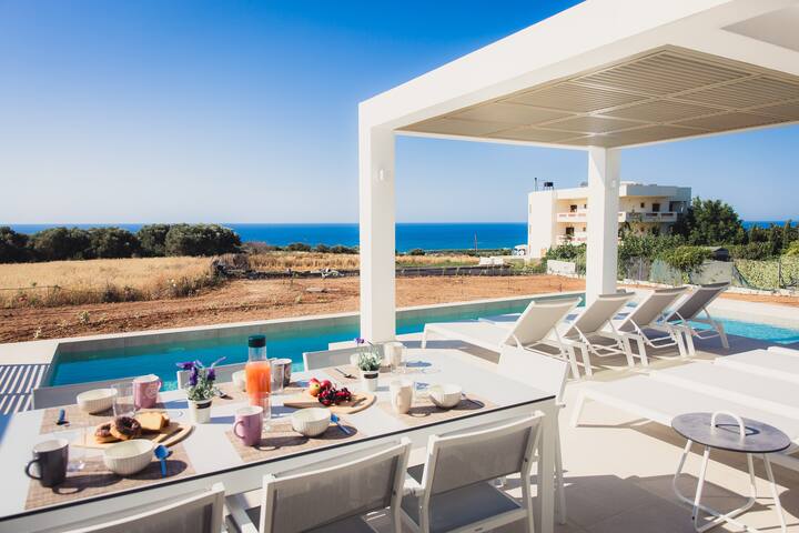 StarLight Villa Tropea – 4BD, 4BA, 4min to beach gallery image 3