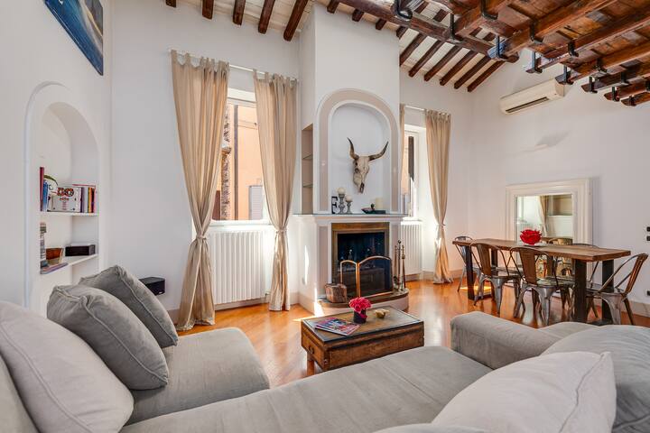 SK Apartment | Campo de Fiori, charme e lusso gallery image 4