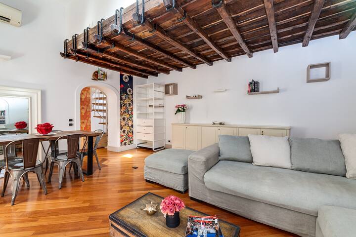 SK Apartment | Campo de Fiori, charme e lusso gallery image 3