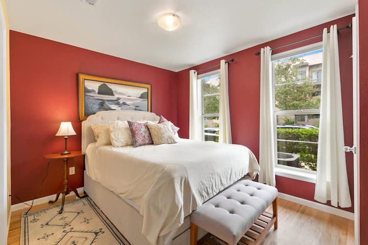 Planta principal - Dormitorio queen con baño adjunto 