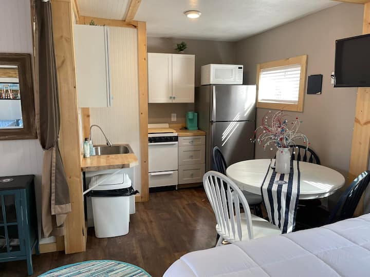 Blue Water Bungalows ~ Boji Bunkhouse - Okoboji, IA