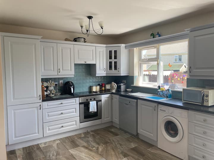 Charming house close to Clonea Beach and Greenway