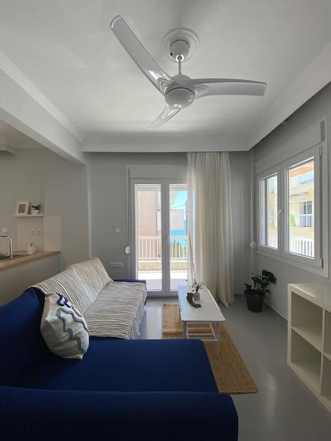 Seaview Minimal Apartment in Chalkidiki