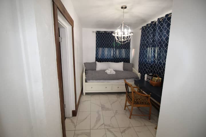 غرفة النوم 1