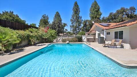 Charming 5 bed, 3 bath home with pool