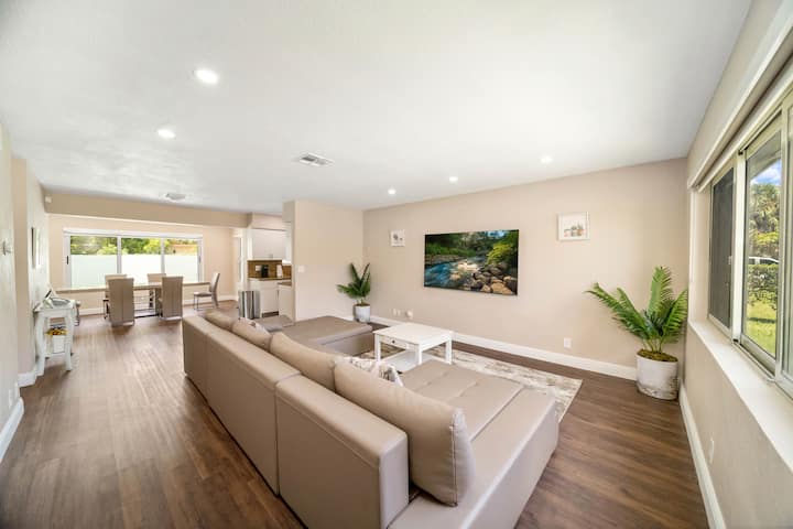 Beautiful Home With Pool! 5 Mins From Ftl Airport - 羅德岱堡