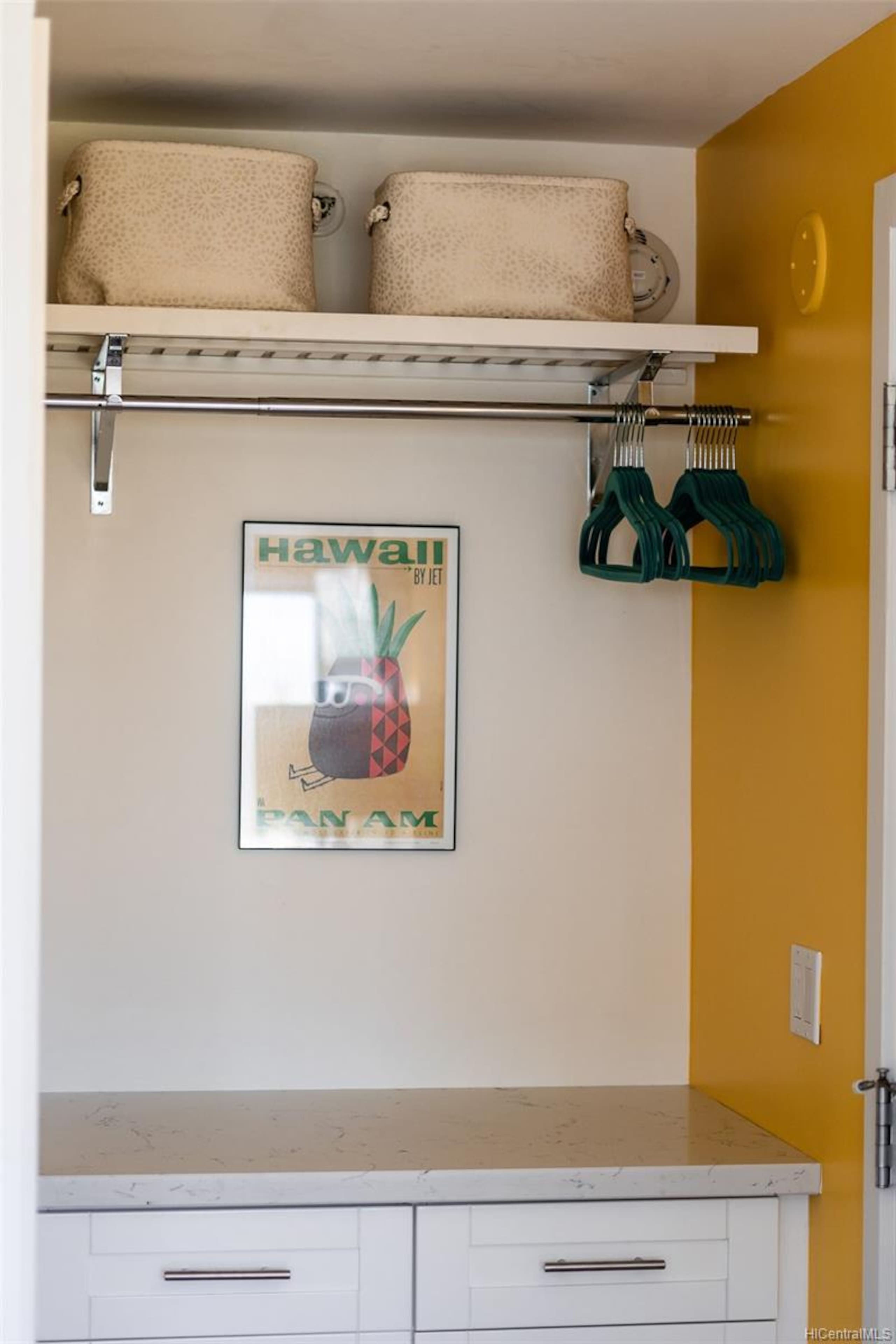 Condo in Honolulu · ★4.85 · 1 bedroom · 1 bed · 1 private bath - Image 8