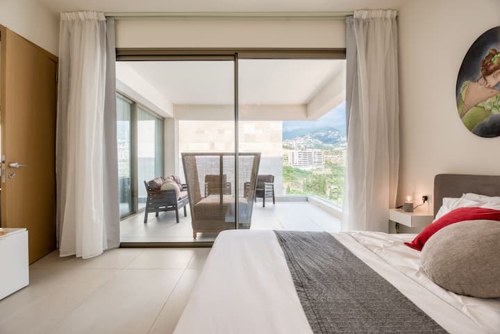 Canvas 2-Bedroom Apt W/ Sea View in AquaGate - Apartments for Rent