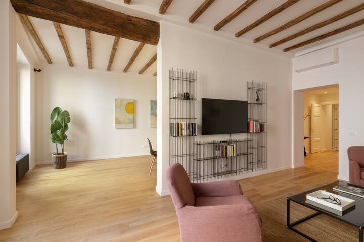 Chiavari 59: Luxury Apt next to Campo de Fiori gallery image 4