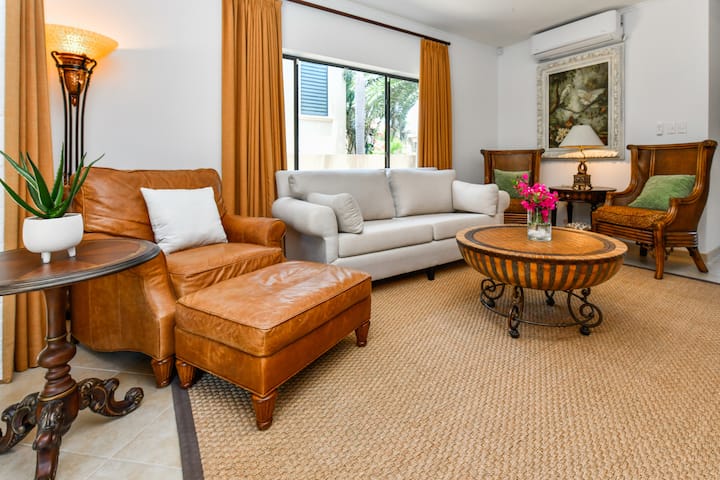 Private Luxurious Villa At Gold Coast With Pool - Aruba