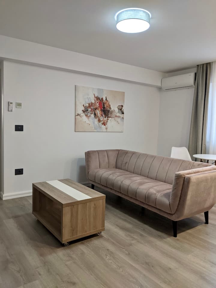 Modern New and Elegant Apartment PNM Residence D2 Apartments for