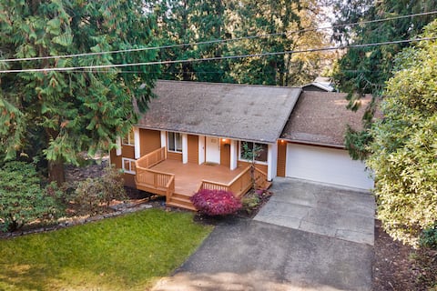Sammamish Modern Family & Pet Friendly