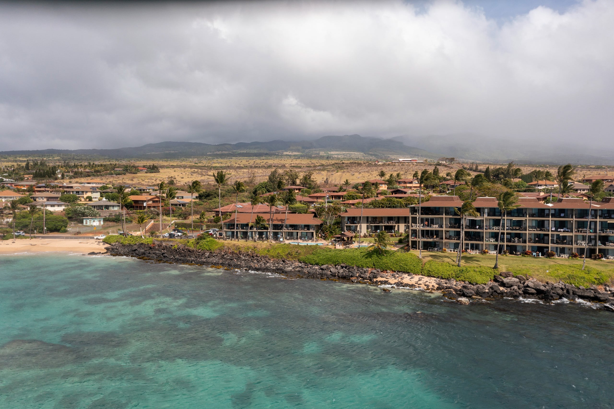 180* Oceanfront View w/ AC!  Remodel+2Pools+Clean - Image 15