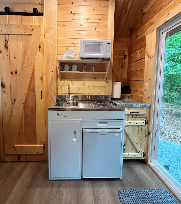 Tiny Lakeside Cabin | No Wifi, No Cell, Just Peace - South Carolina