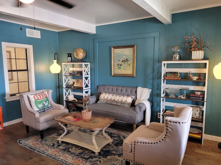 Cozy Room #5 In A Vintage Inn With Shared Kitchen - Fort Davis