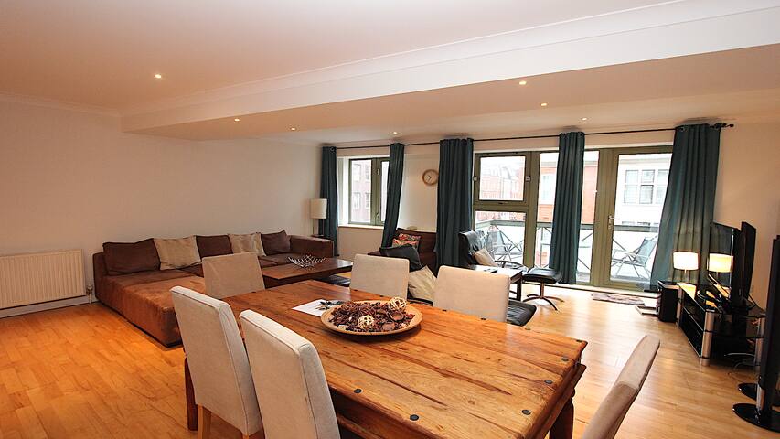 2 bed Central London apt in Fitzrovia gallery image 5