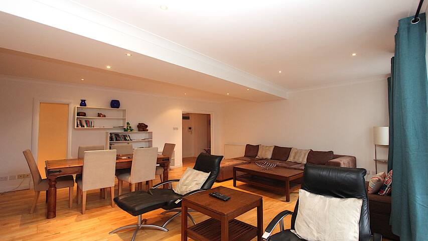 2 bed Central London apt in Fitzrovia gallery image 2