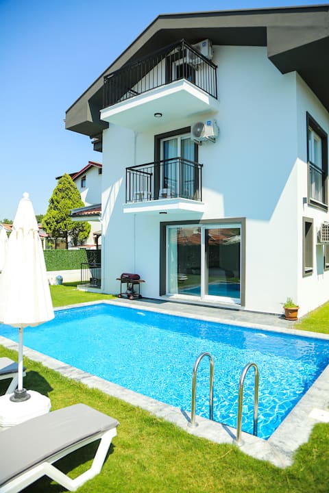 Villa liya