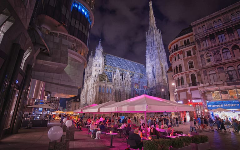 Ronacher – City Apartment Downtown Vienna