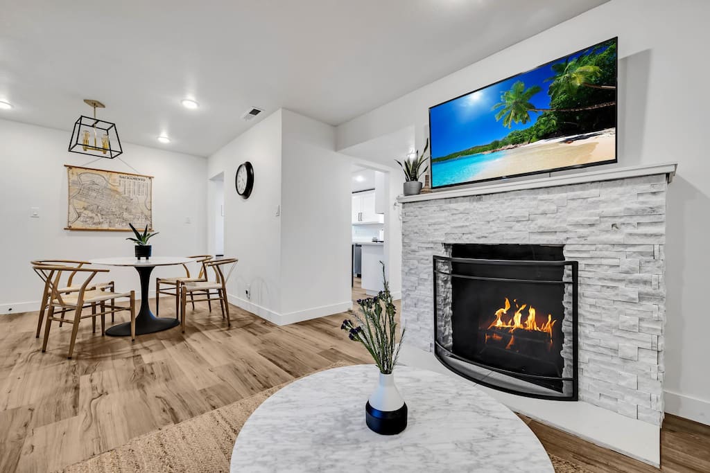 West Sacramento hidden gem in quiet location!