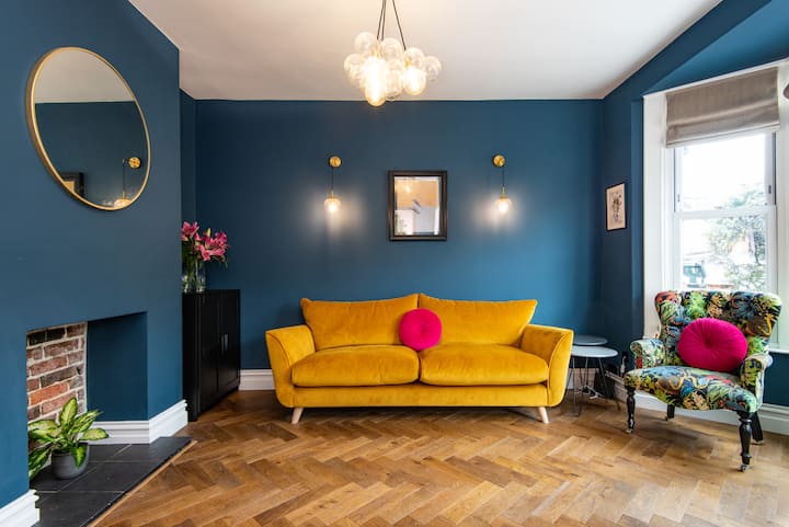 Newly Renovated Victorian House With Free Parking - West Sussex