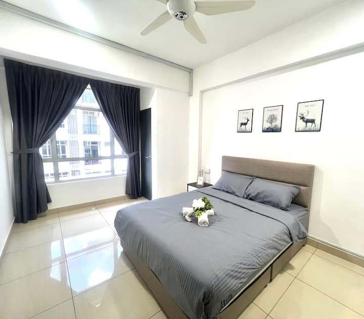 Chambre des maîtres
- 1 lit Queen Size 