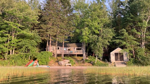 Magical Rustic Cabin Lake Gettaway