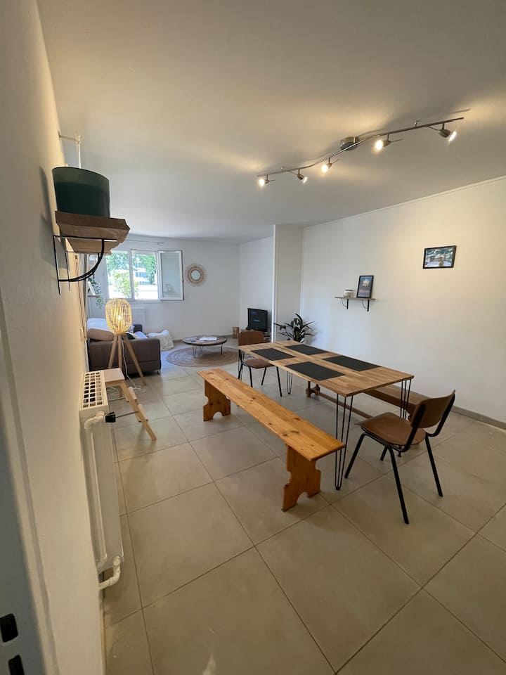 Super Appartement Avec Parking Gratuit Sur Place - Reims