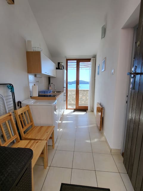Top performing Airbnb: Studio Apartment Portal in Šibenik