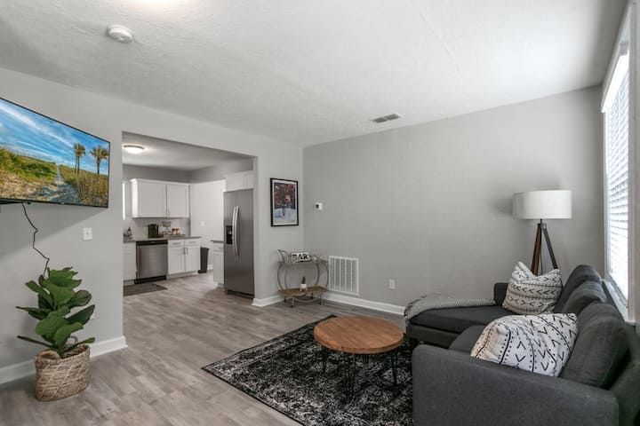 Renovated Home In Jacksonville Near San Marco - Jacksonville, FL