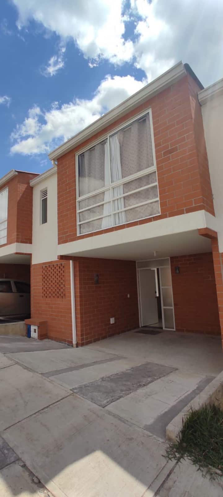 Casa Completa En Conjunto Con Piscina - Popayán