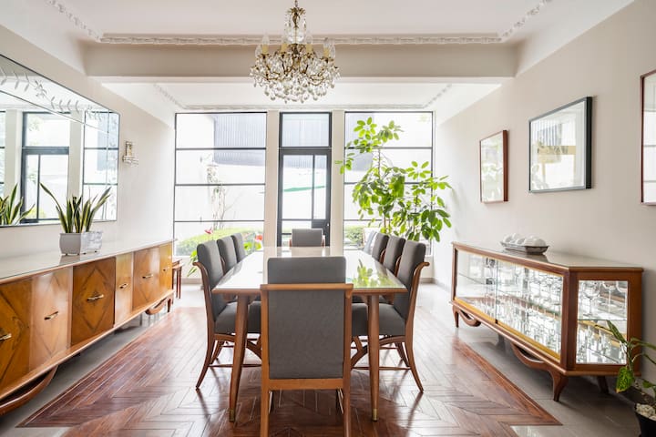 Art deco Condesa 5 BR house with a Rooftop