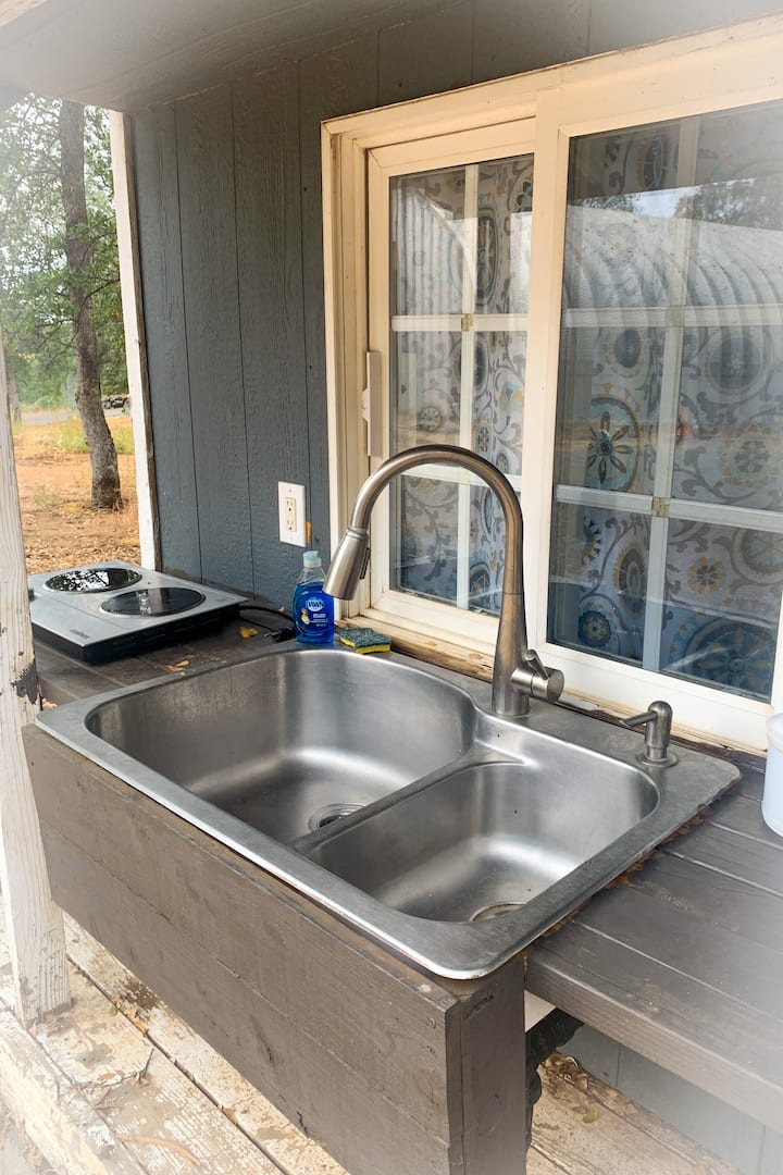 Fully Furnished Glamping Tipi - Grass Valley, CA
