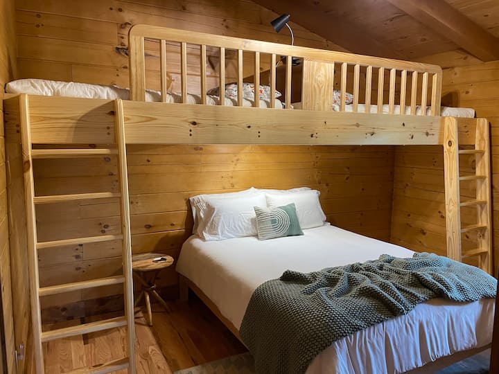 საძინებელი 3