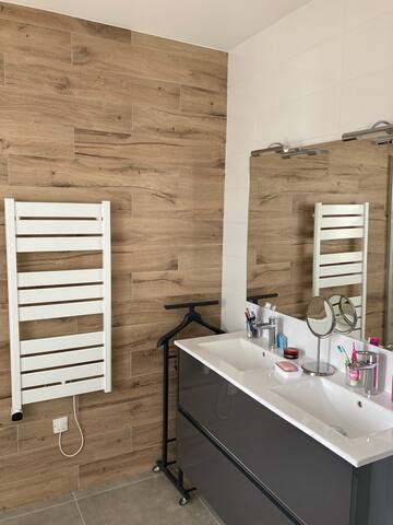 Maison chaleureuse pour découvrir Bordeaux gallery image 4