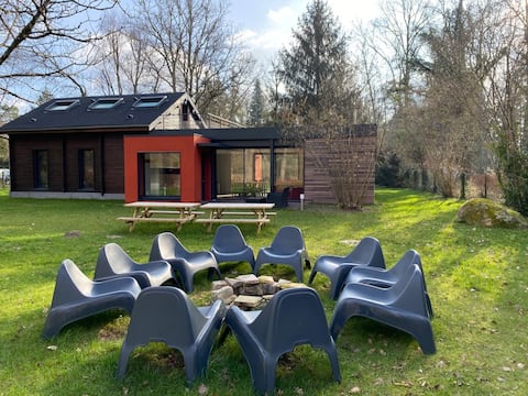 Beautiful lodge in the forest of Fontainebleau