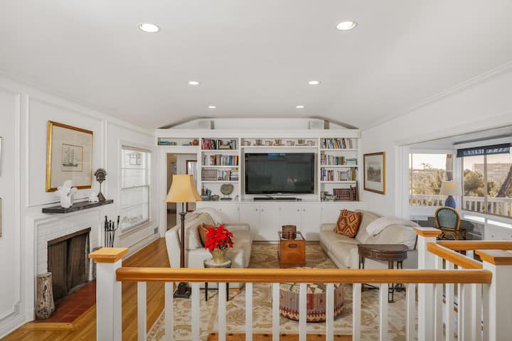 Whether you're catching up on your favorite shows or admiring the breathtaking scenery, this inviting space is the perfect spot to unwind and make memories with loved ones