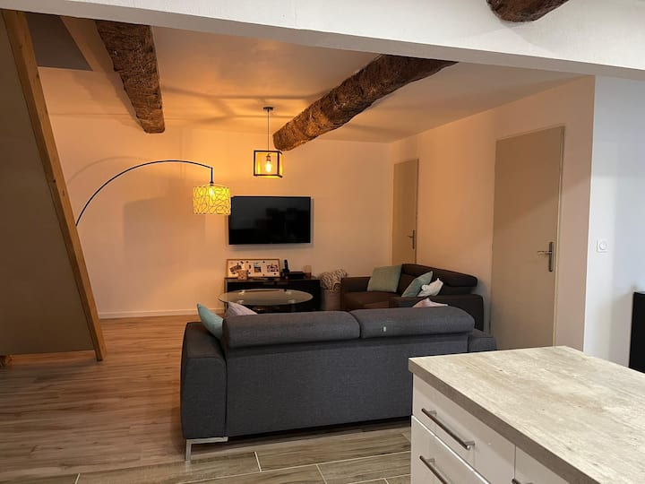 Agréable Maison De Ville, Stationnement Gratuit - Loupian