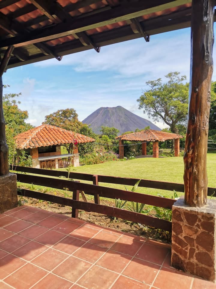 Cerro Verde National Park Vacation Rentals & Homes Lomas de San