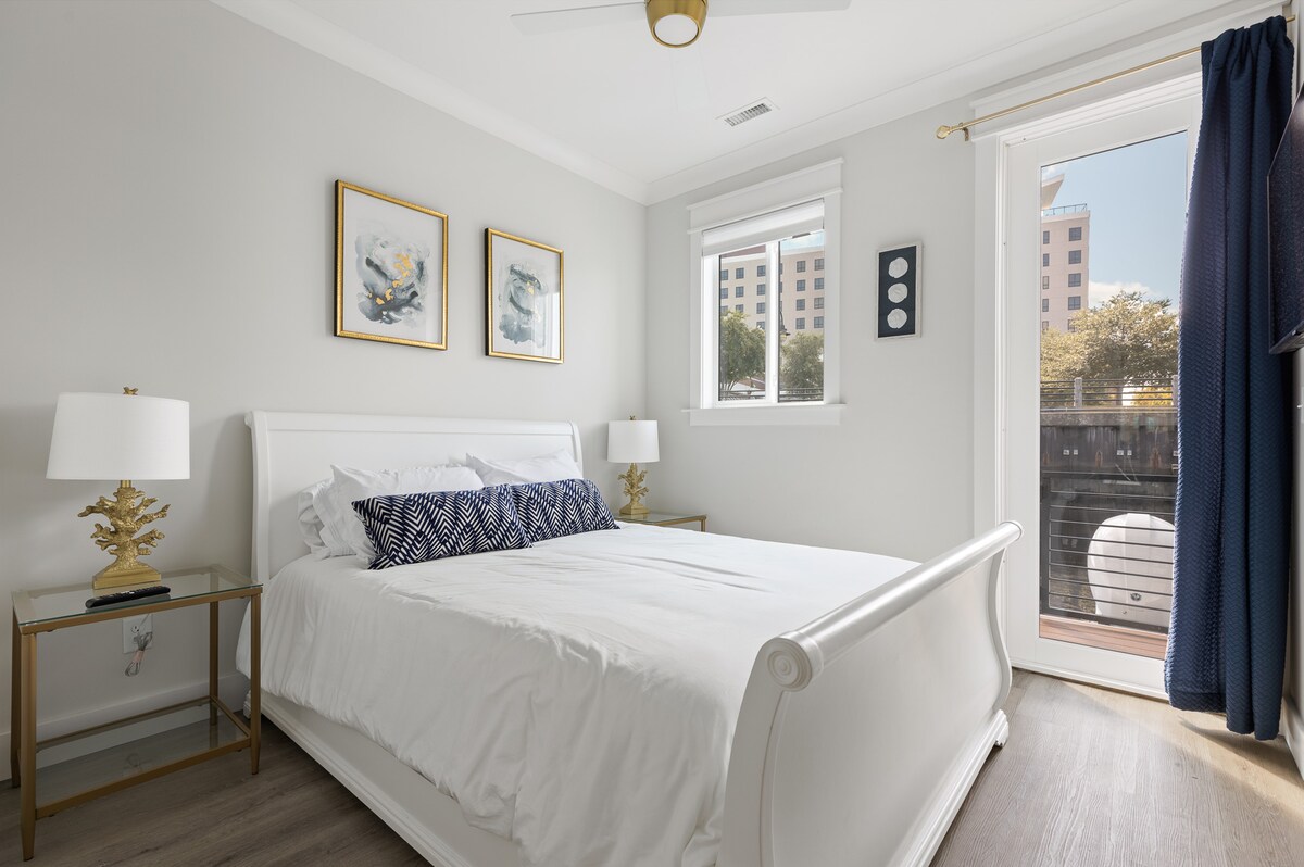 Спална соба на 1-ви кат - брачен кревет